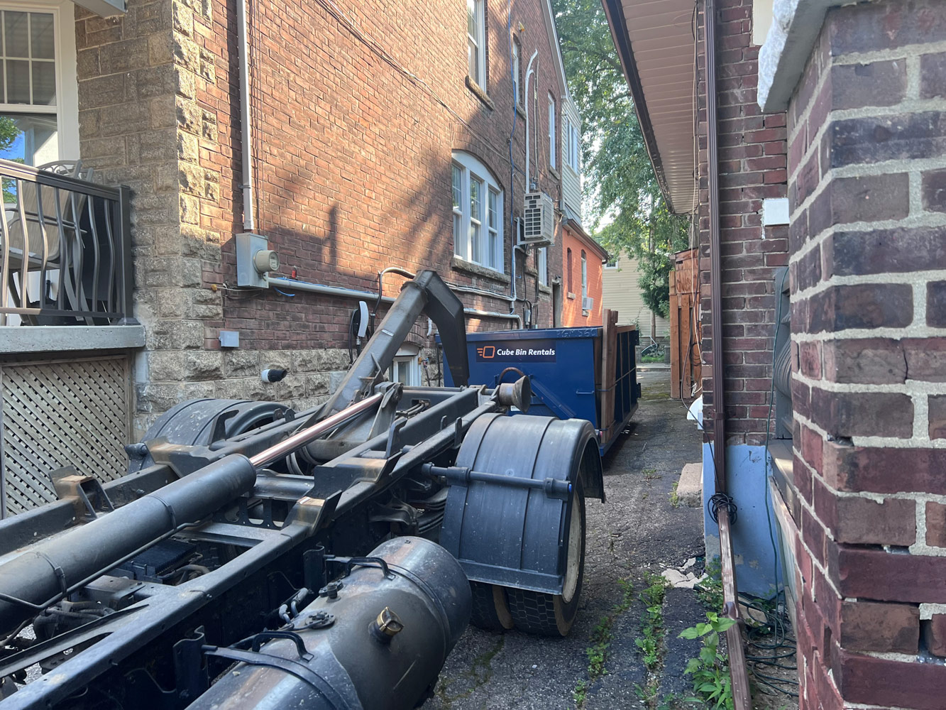 roll off dumpster